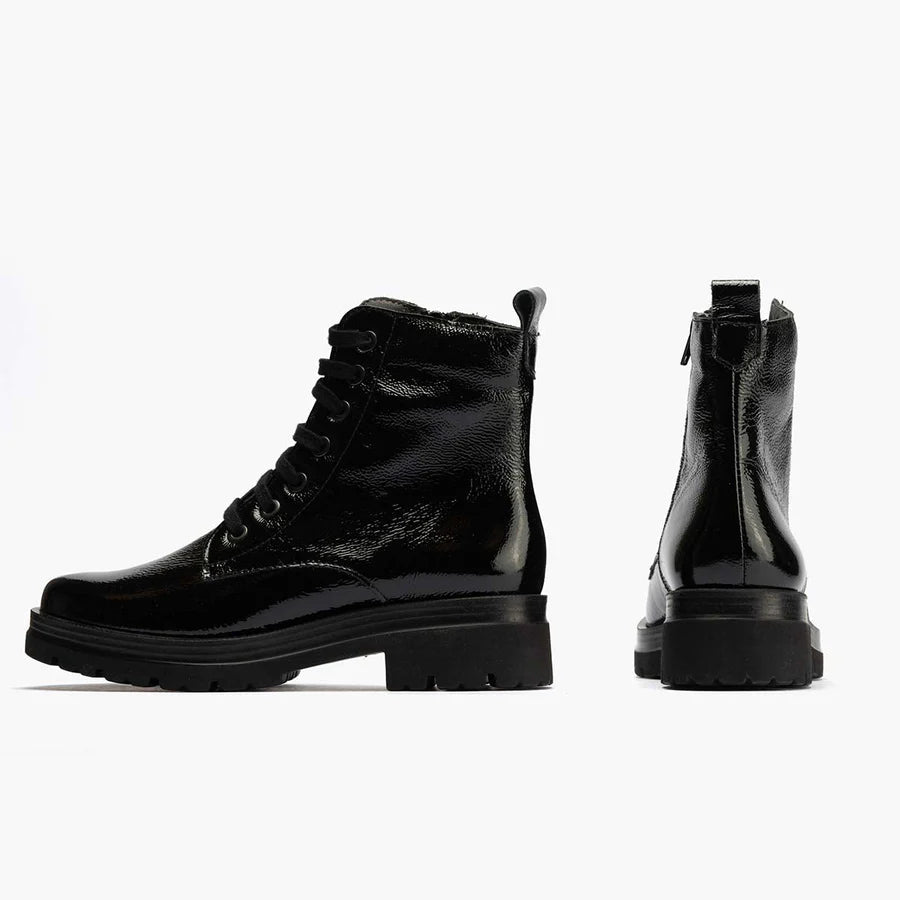 Bota Militar en Charol Negro Pitillos