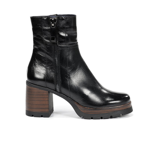 Botin Tacon Negro Dorking by Fluchos